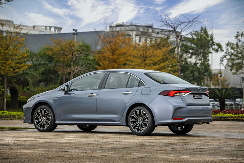 toyota corolla altis can tho than xe