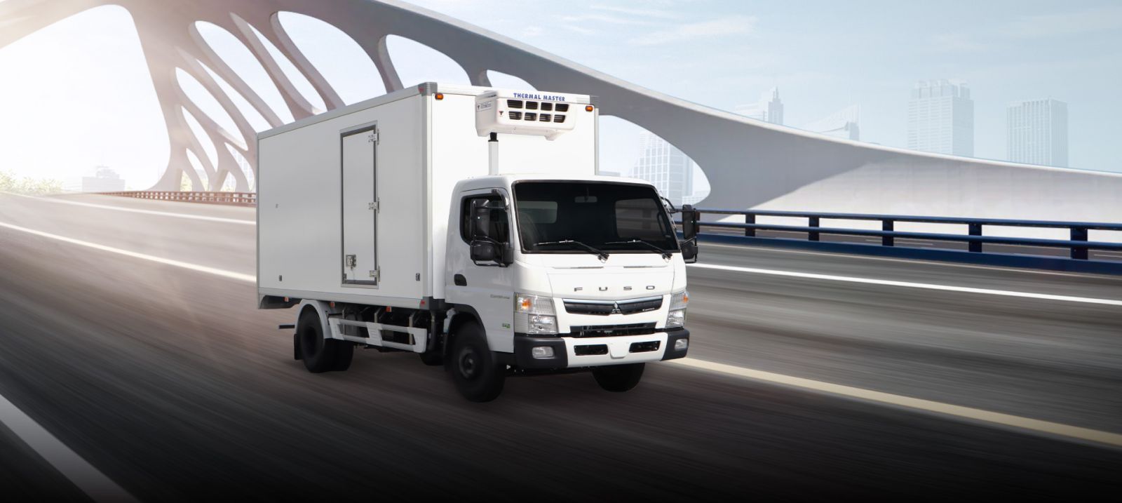 Xe đông lạnh Mitsubishi Fuso Canter TF7.5 DL1